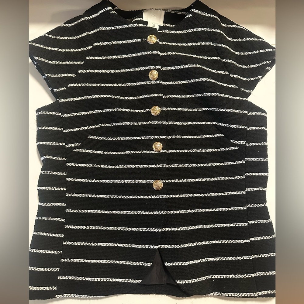 H&M Black and White Striped Top